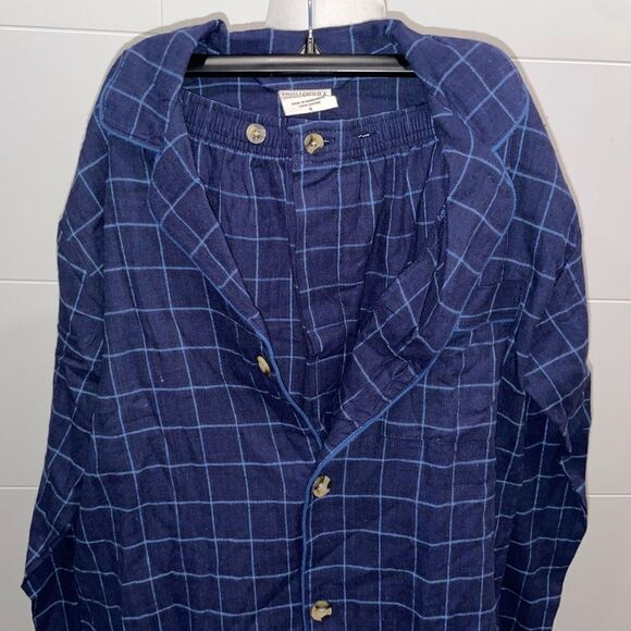 NWT 🛌 High Sierra Blue Plaid Pajama Set - Size Small, with robe - Picture 2 of 9